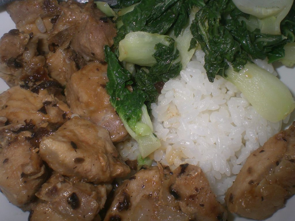 Steamed pork ribs with black bean sauce as the target Cantonese dish