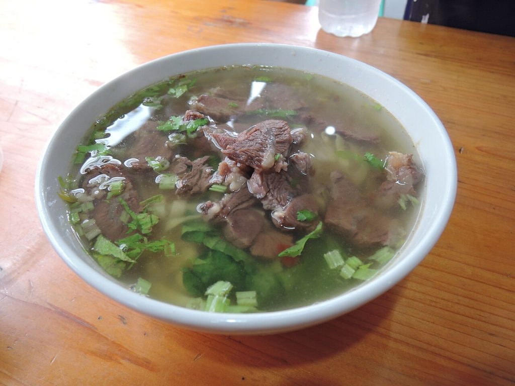 Cantonese noodle soup as an independent featured image