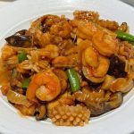 Cantonese Steamed Chicken With Mushrooms Recipe: Steaming Heat and Texture thumbnail